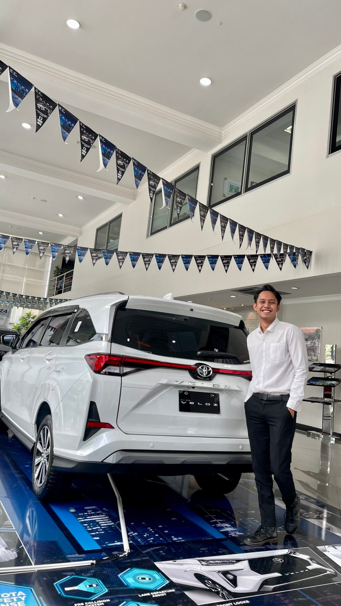 Dealer Toyota Jakarta Terpercaya | Showroom Toyota